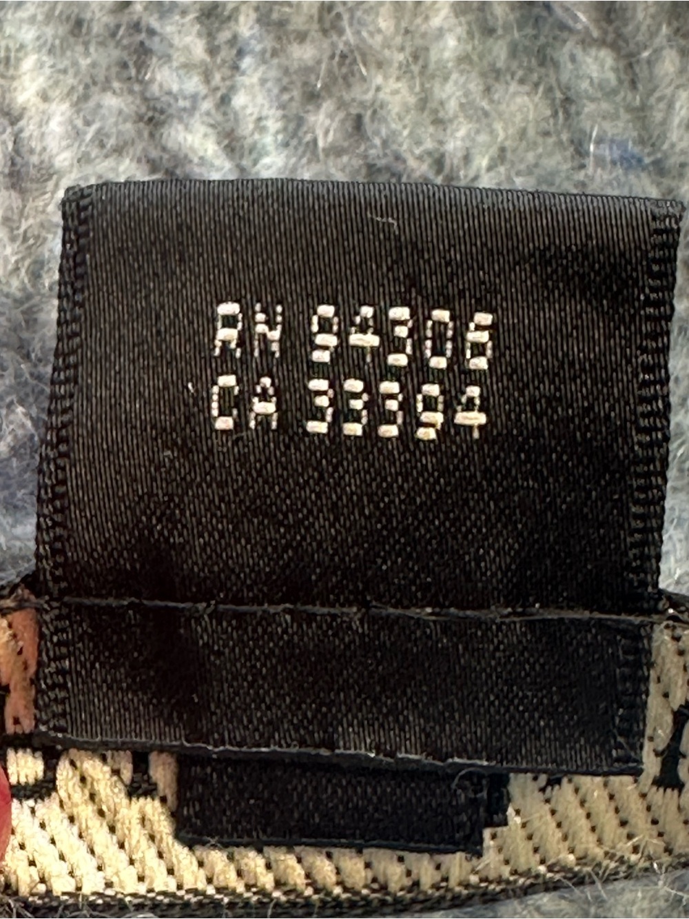 Ralph Lauren Black Label Cashmere Cable-Knit Turtleneck Sweater - Picture 5 of 10